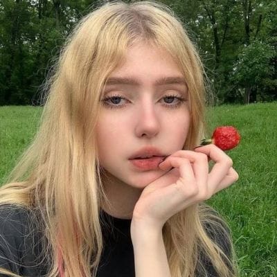 Lia Amelia avatar